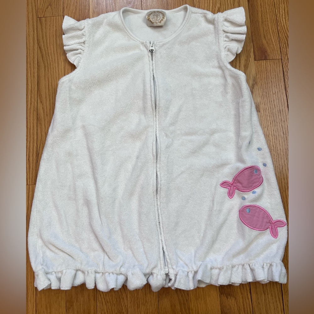 The Beaufort Bonnet Company White Kids Zip Swim Coverup with Pink Fish